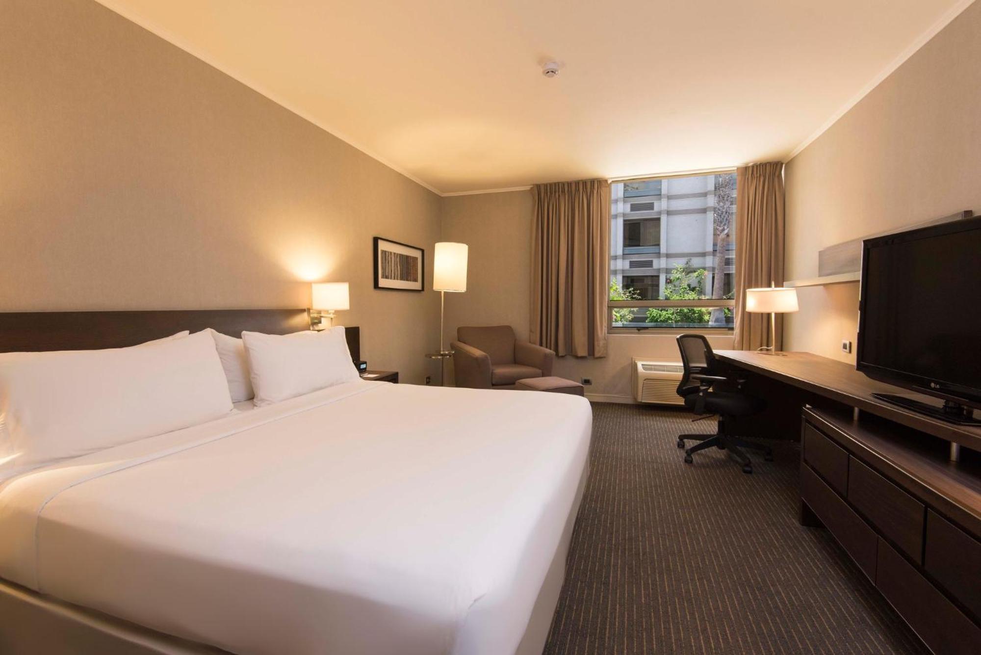 Holiday Inn Express - Iquique By Ihg Bagian luar foto